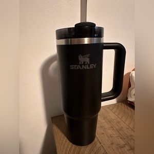 30 oz. Black 2.0 Stanley Quencher
